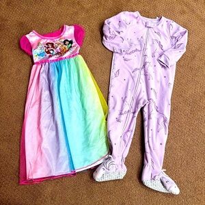 Bundle of Two Girls Pajamas Disney Princess & Unicorn Warmie Footies Size 2T/3T